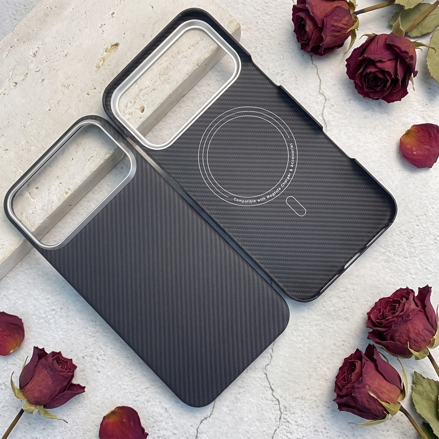 Black 600D aramid case