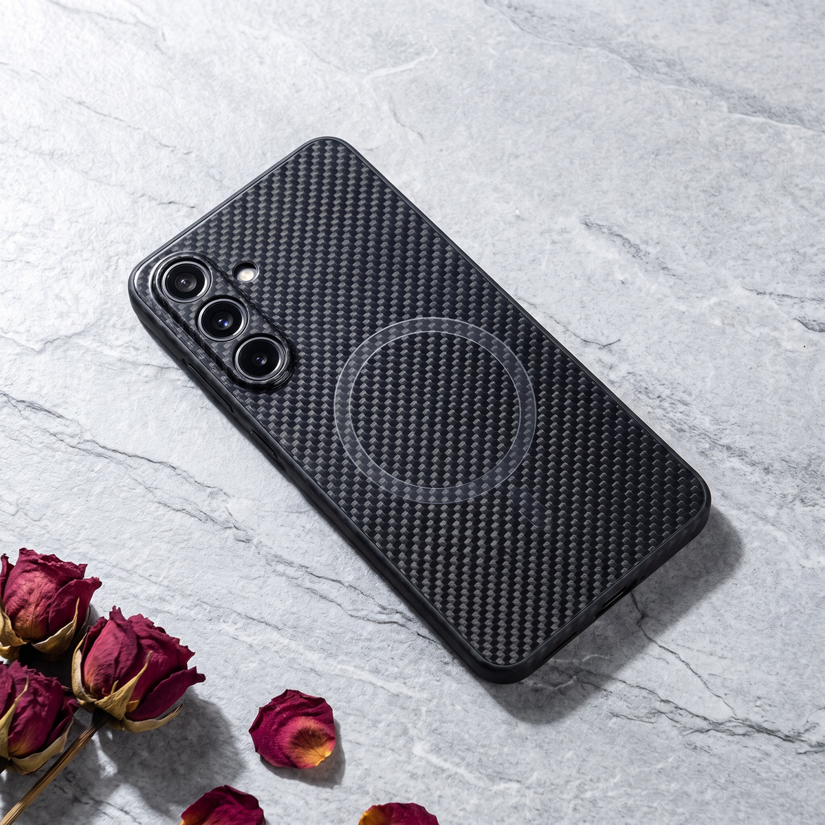 Aramid case for Galaxy S25 FE showing the magnetic area