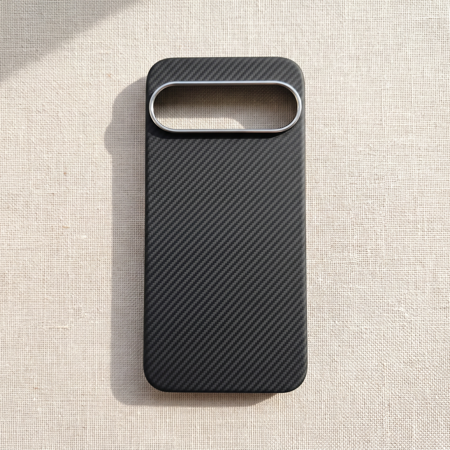 Black 600D aramid fiber magnetic case for Pixel 10