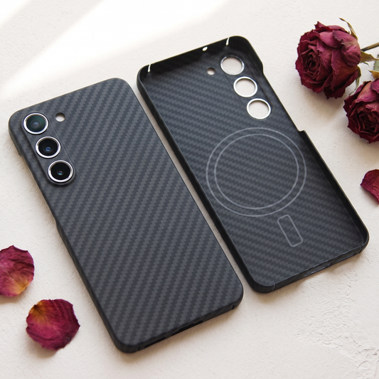 Black aramid case for Galaxy S25