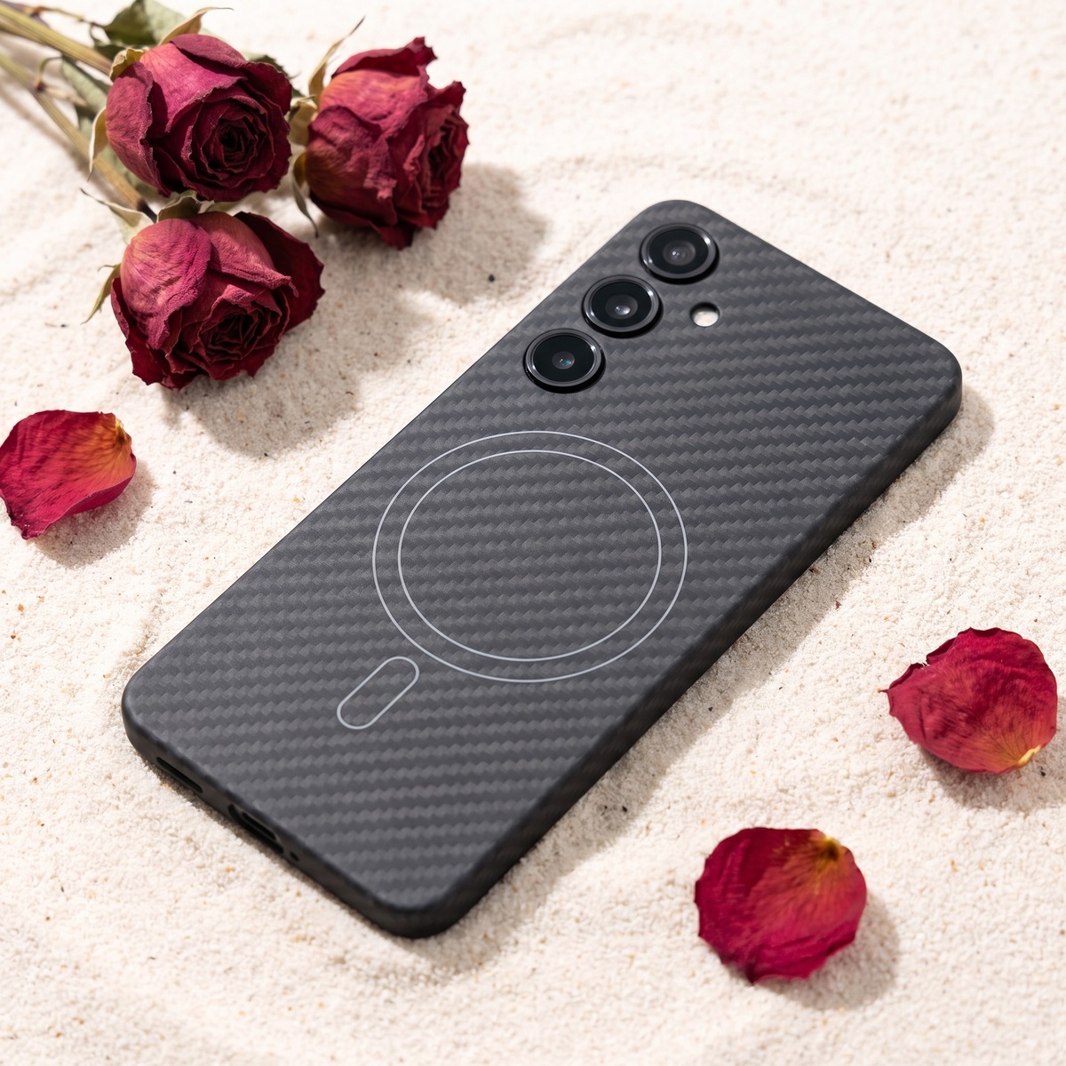 Aramid case for Galaxy S25 Edge showing the magnetic area